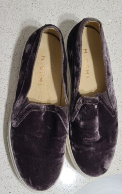 M. Gemi The Cerchio Velvet Womens Slip On Size 8.5 Black Sneakers Shoes M. Gemi Black Velvet Slip On Womens Sneakers (The Cerchio  main image 2