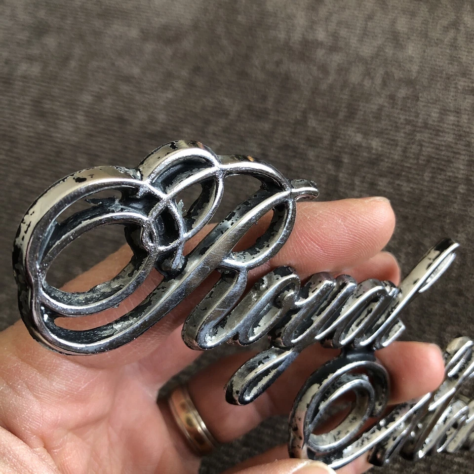 ROYAL MONACO стороне эмблема P/N 3811506 винтажный OEM, MOPAR 1975-77 Dodge, курсив - Изображение 4 из 4