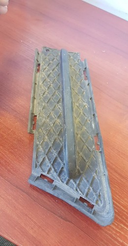 BMW 3er e90 e91 Stoßstange vorne unten geschlossen Grill Gitter links N/S 715...