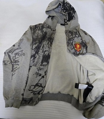 除*ン様 BALENCIAGA Skater graffiti foodie X Balenciaga Skater Hoodie Unboxing and Review | TikTok