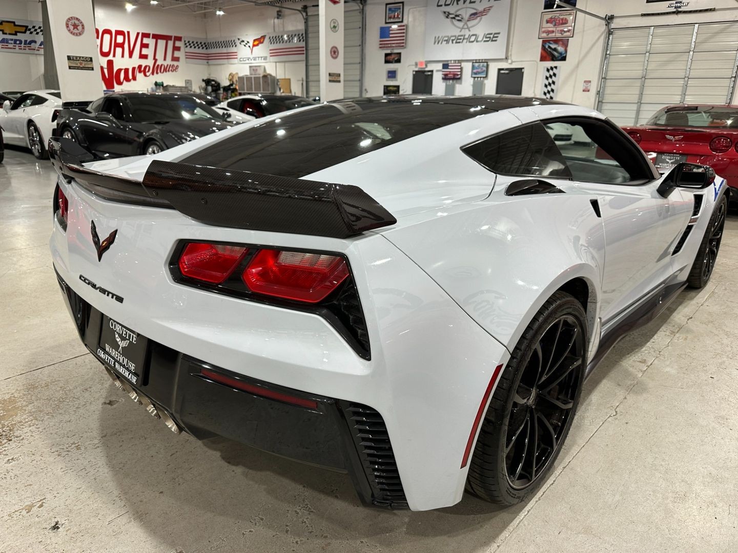 2018 [G9F] Ceramic Matrix Gray Metallic Chevrolet Corvette   | C7 Corvette Photo 7