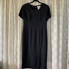 Worthington Black Lined Long Dress Round Neck Short Sleeve Beaded Design Size 8