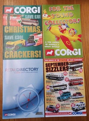 Corgi Toy Katalog Broschüren und Einzelhandelsverzeichnis X 4