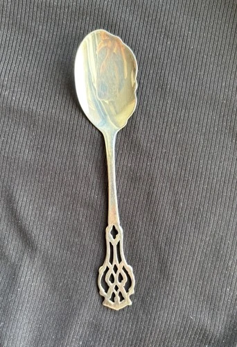 Lunt Sterling Silver Jelly Server Spoon Chippendale Pattern