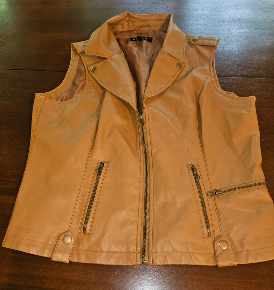 Baccini Womens Vest Faux Leather Tan Camel Zip Up Biker Size Large - Image 4 of 4