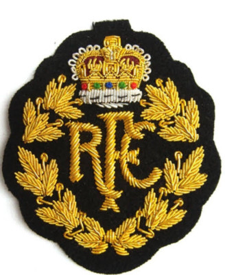 ROYAL FAMILY CREST  HANDMADE EMBROIDERY GOLDEN BULLION WIRE BLAZER BADGE ON FELT