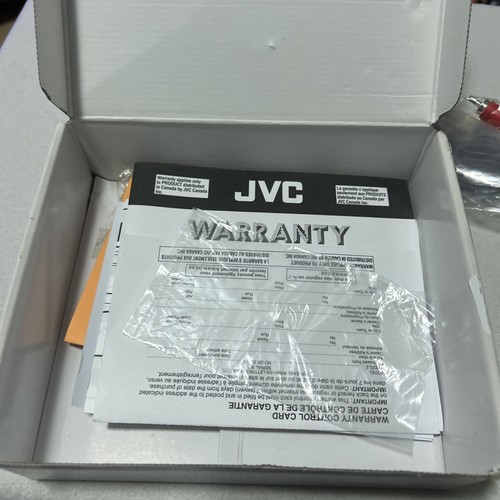 JVC PICSIO GC-FM2YU HD MEMORY DIGITAL CAMCORDER 1080p 5.13 MP - Picture 5 of 8
