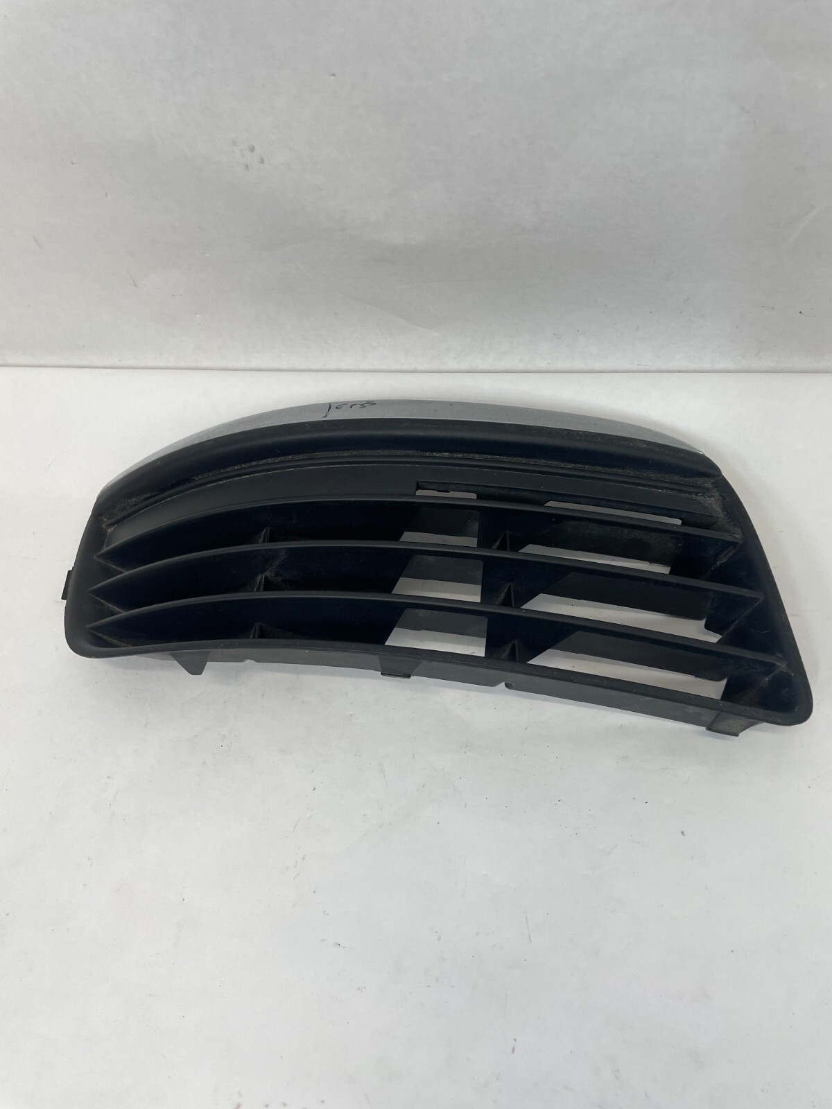 VW Volkswagen Jetta Mk5 MKV Lower Bumper Grille Insert Cover Trim 