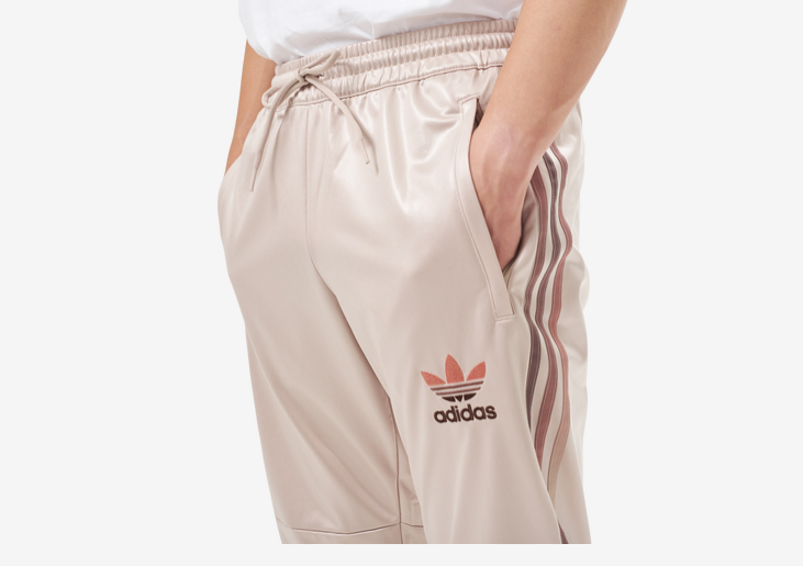 ADIDAS ORIGINALS CHILE 20 TRACKPANTS WONDER BEIGE BNWT S,M,L ADIDAS ORIGINALS CHILE 20 TRACKPANTS WONDER BEIGE BNWT S,M,L
