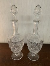 2 carafes à vin modèle Florence en cristal de Saint Louis (prix à la pièce)