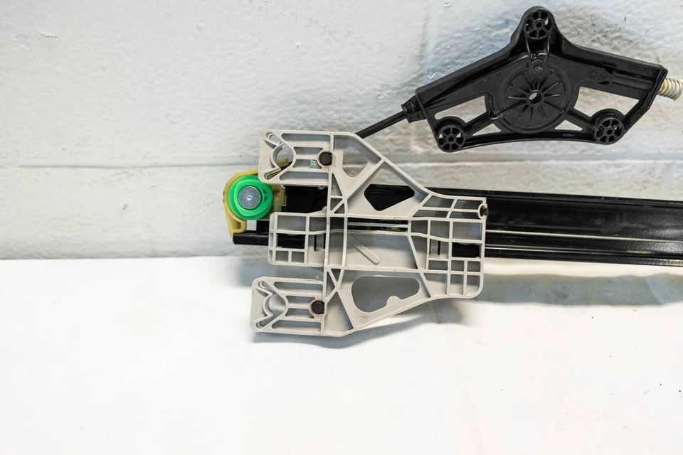 AUDI A6 2012-2018 - Regulador ventana trasera derecha 4G0839462 Foto 2 de 4