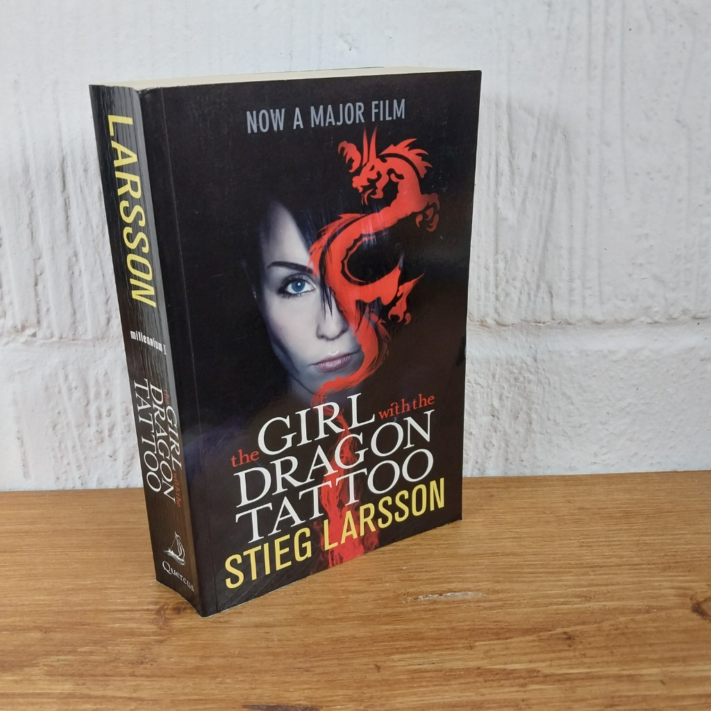 The Girl With the Dragon Tattoo by Stieg Larsson (Paperback, 2010)
