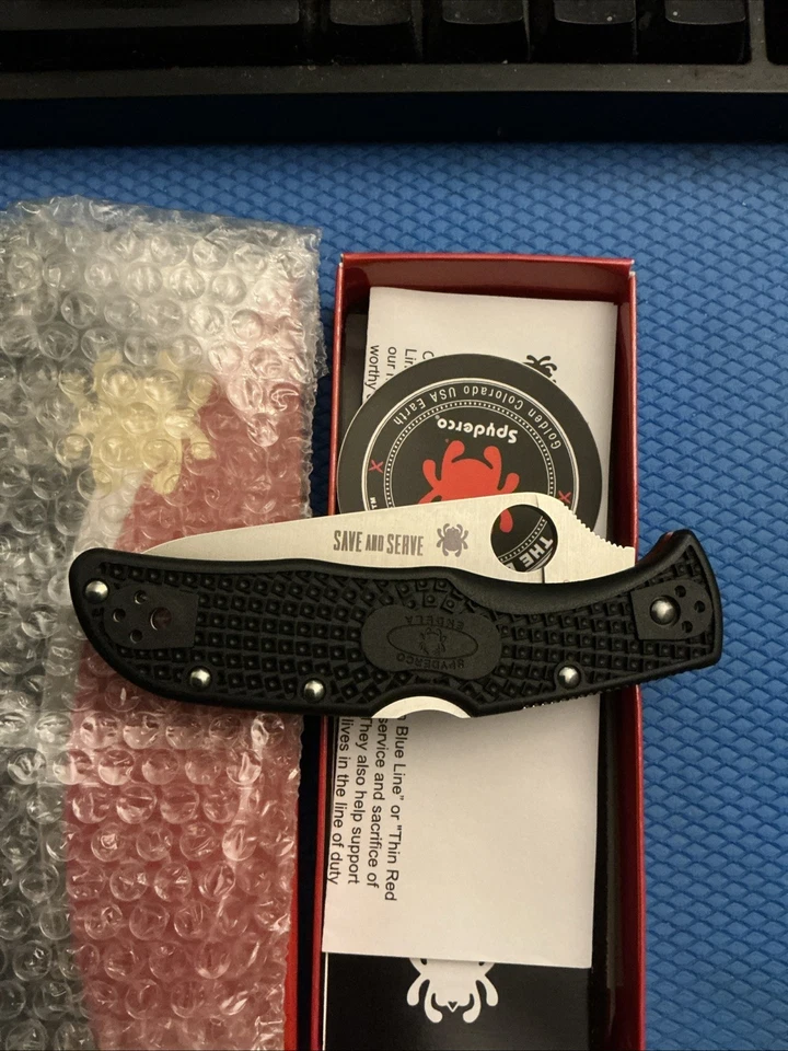 Spyderco Knives Endela Thin Red Line Black Lockback Serrated VG10 C243FPSBKRD - Image 2 of 4