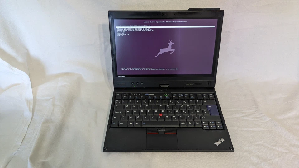 Lenovo Thinkpad x220 LIBREBOOT i5 4gb ram 120gb ssd win10 laptop, photo 2 of 5