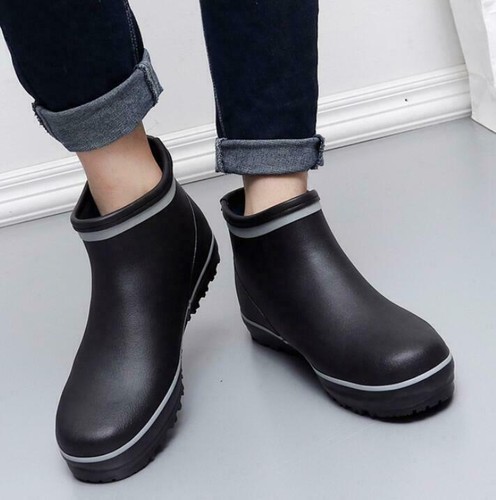 Black Mens Rain Ankle Boots pull on 