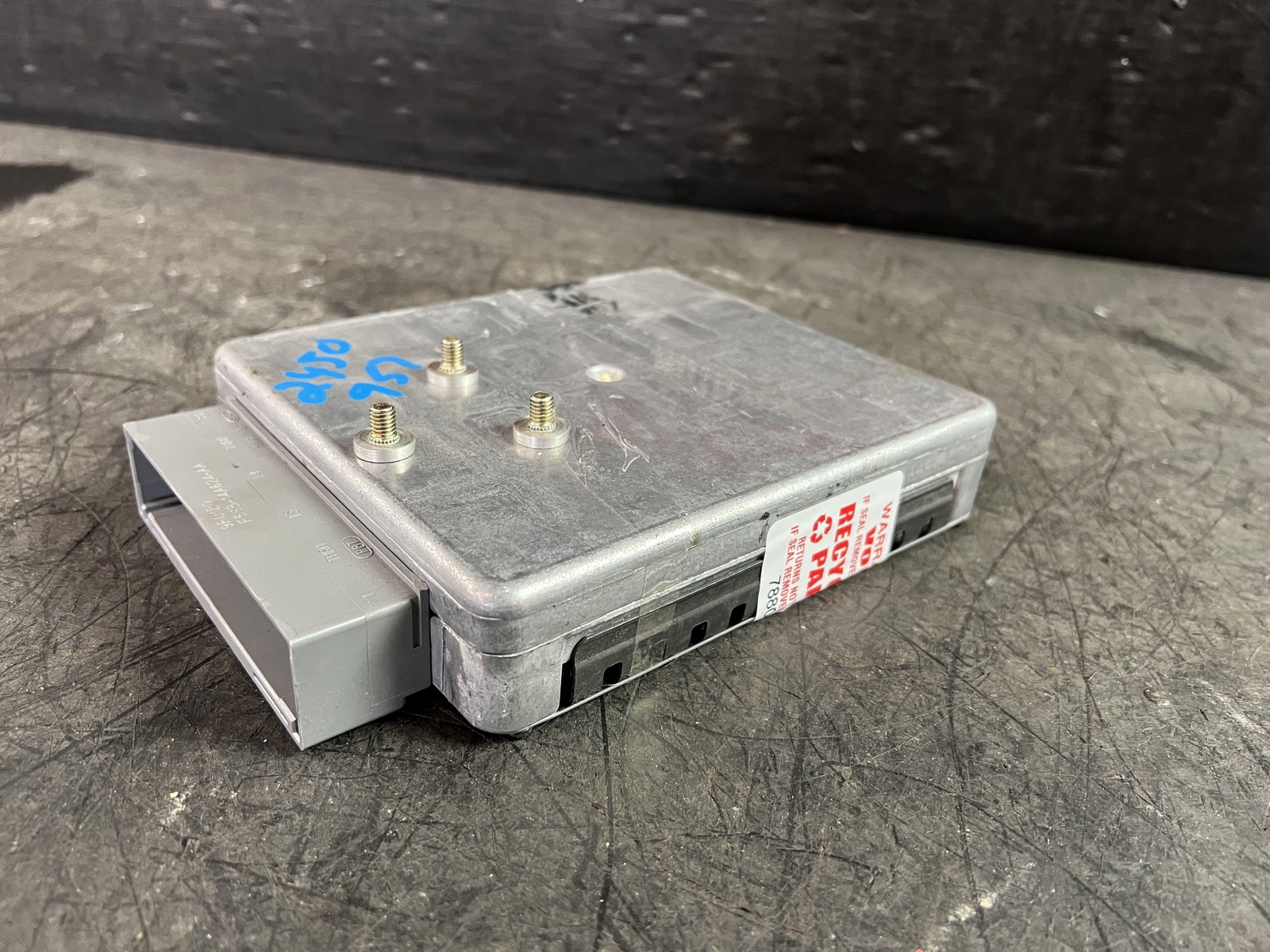 98-99 JAGUAR XK8 BCM BODY PROCESSOR MODULE COMPUTER ID LJB2500AE