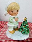 Vintage Homco Figurine Christmas Boy Praying by Christmas Tree — photo 1