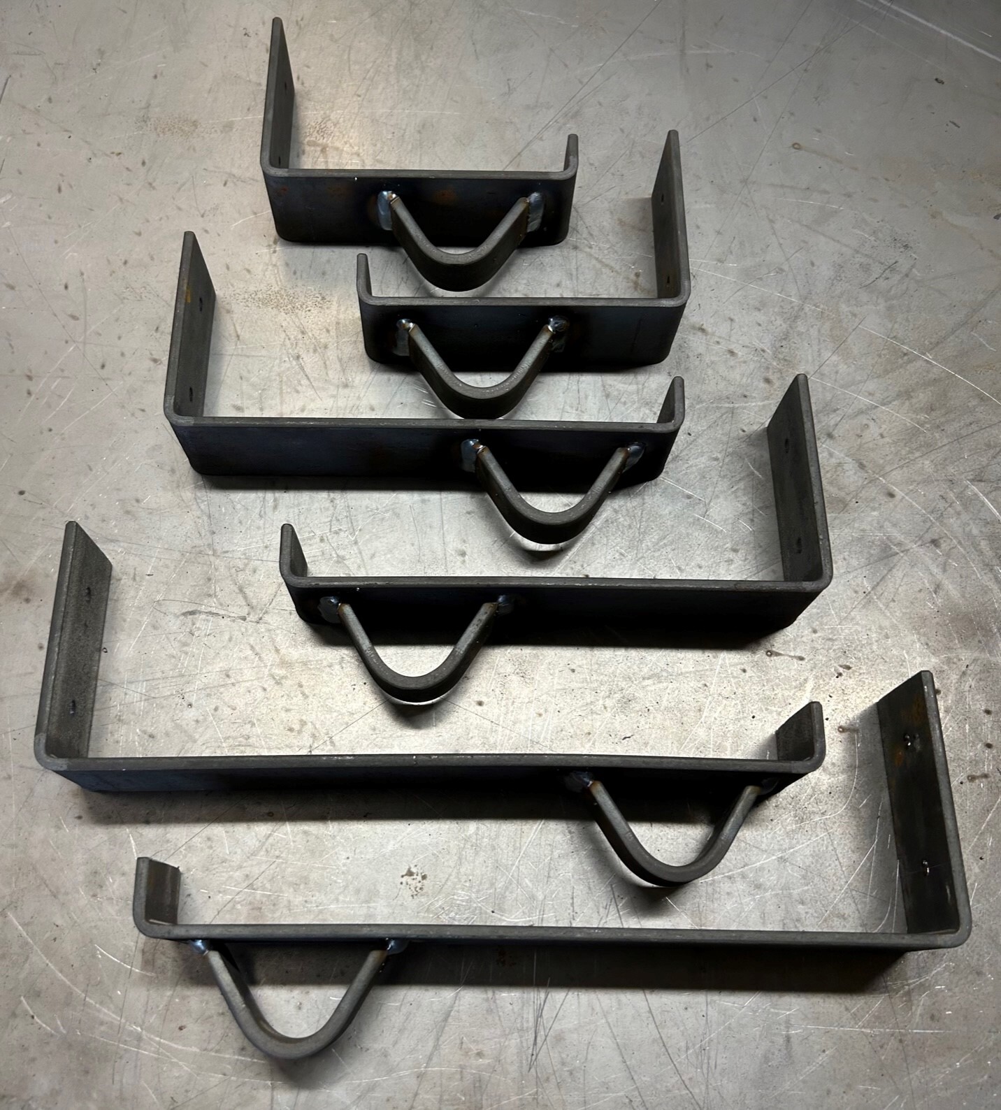 2 x Heavy Duty Ladder Brackets 'CHAIN LOCKING' 50 x 5mm Steel Bar