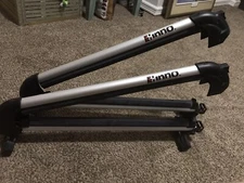 Inno Advances Car Racks INA927 Gravity Ski Snowboard Racks