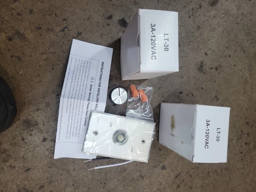 New LT-30 Wall Mount Speed Control 3A-120 VAC Fire Alarm