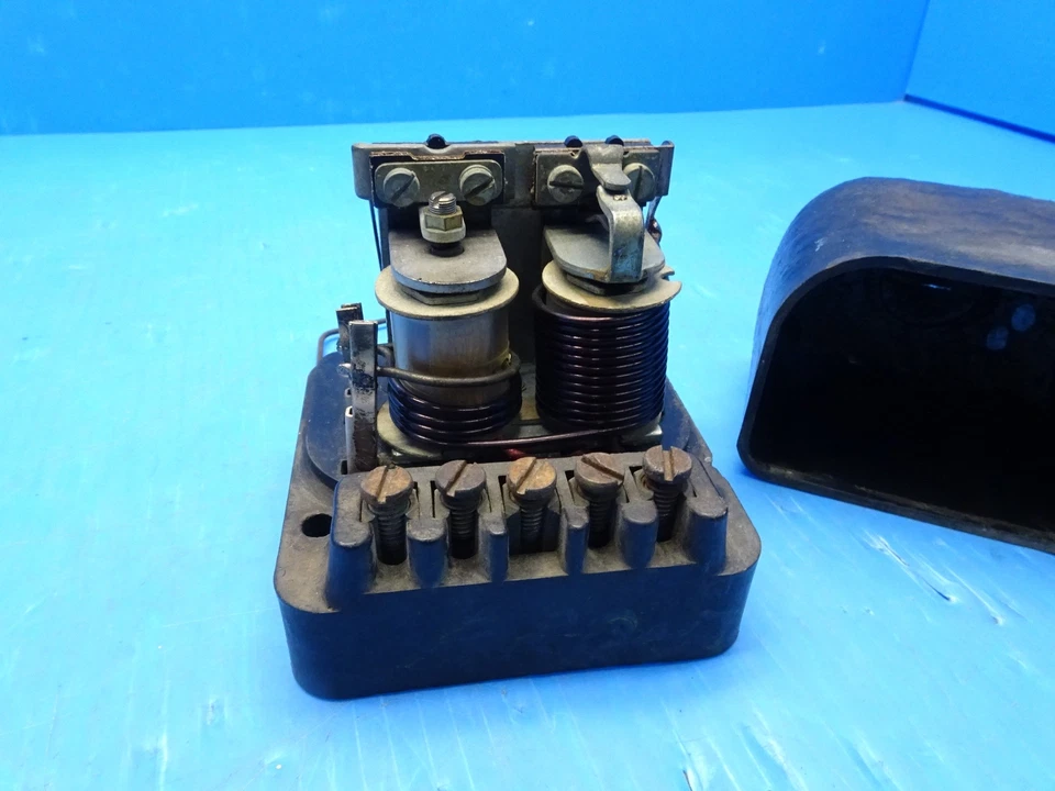 REGULADOR DE VOLTAJE LUCAS VINTAGE 1959 59 HILLMAN MINX ORIGINAL DE FÁBRICA OEM Foto 2 de 4
