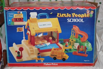 Vintage 80's Fisher-Price Little People #2550 Play Family SCHOOL Complete W Box