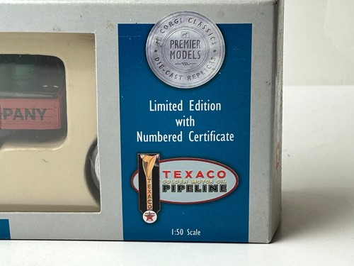 Corgi 52902 Diamond T Truck with Oil Drums 1:50 Scale with Box - Picture 4 of 24