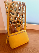 Genuine Leather Umhängetasche Leder gelb kle...
