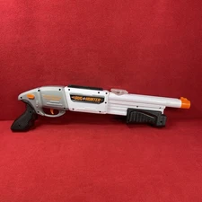 Bug Hunter Salt Blaster Air Warriors Double Barrel Salt Gun Outdoor Bugs Bees