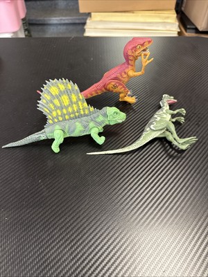 Jurassic Park Vintage Dinosaurs Dilophosaurus Electronic Velociraptor Kenner Toy