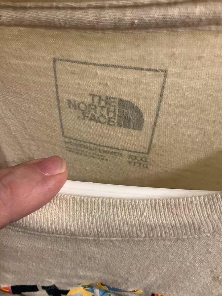 Camiseta manga larga North Face Evolution Box NSE para mujer talla 3XL beige logotipo Foto 4 de 4