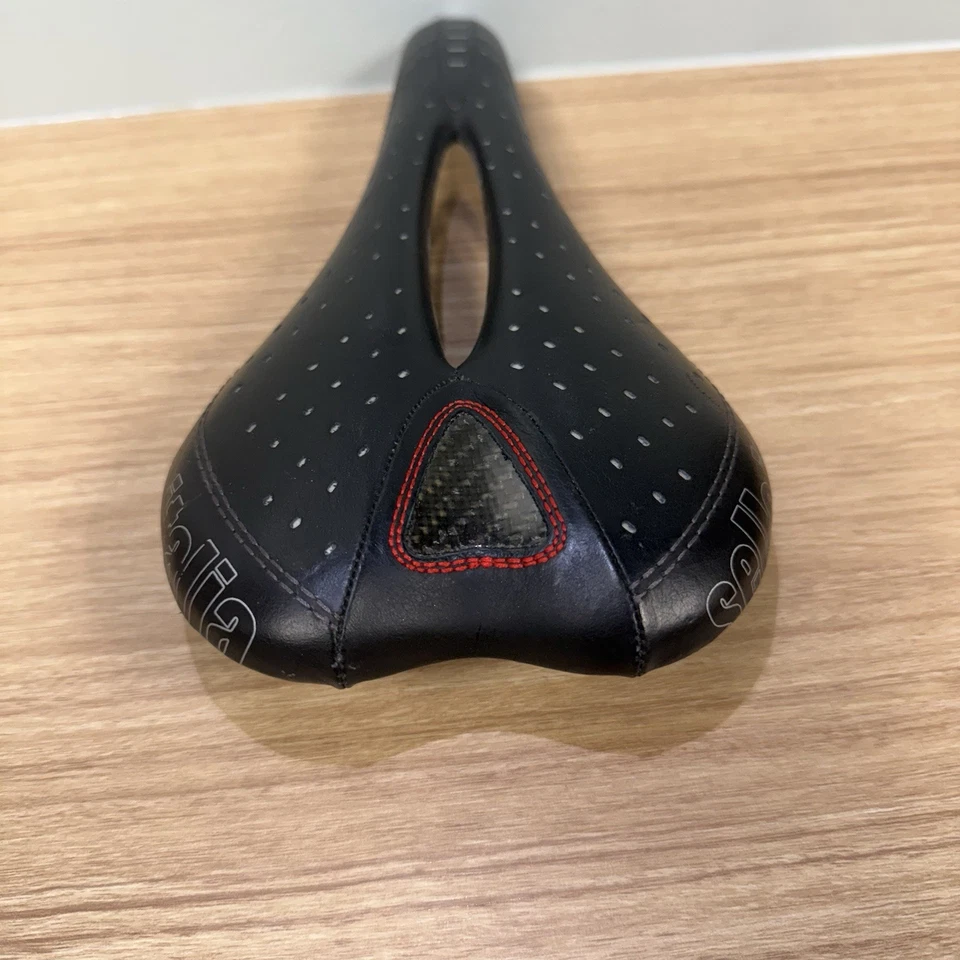 Selle Italia SLR Gel Flow Vanox Carbon Fibre Rail Saddle Black - Image 2 of 4