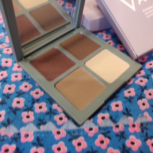 Vapour Beauty Archetype Eyeshadow Quad Palette, Brand New Unopened Box - Picture 3 of 7