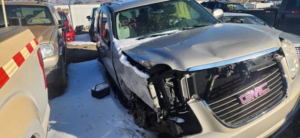 Puerta trasera derecha vidrio usado se adapta a: GMC Yukon 2007 con tinte de privacidad trasero derecho G Foto 4 de 4