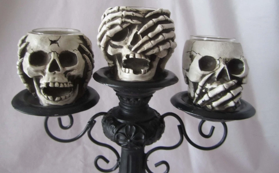 Yankee Candle Skeleton Crew Triple Candelabro Luz de Té Candelabro NUEVO Foto 3 de 4
