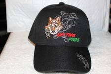 NATIVE PRIDE WOLF INDIAN FEATHER NATIVE AMERICAN BASEBALL CAP HAT BLACK