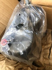 One GENUINE OEM INTERNATIONAL Dual L & R CYLINDER 1658443C91 DISC BRAKE CALIPER