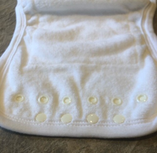 ONE SIZE MOTHER-EASE NAPPIES. Fits baby from 8-35lbs. Bundle of 5. - Picture 5 of 6