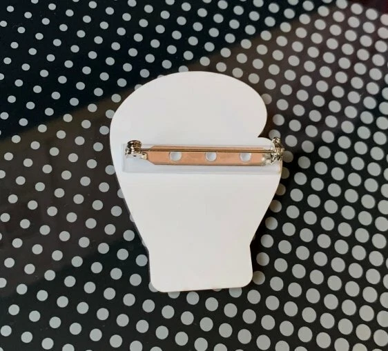 CUSTOM BUTTERFLY BEE BOXING PINBACK BADGE MUHAMMAD ALI TRIBUTE - Image 2 of 3