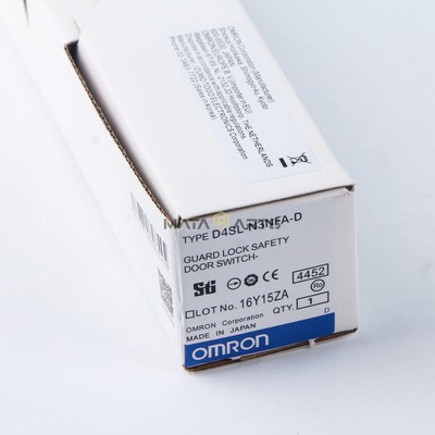 ONE NEW OMRON D4SL-N3NFA-D safety door switch lock