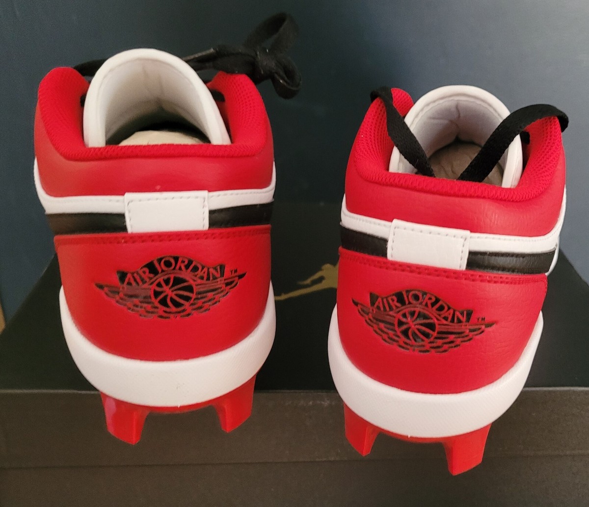 Jordan 1 RETRO MCS LOW 白×赤 28cm スパイク 日本未発売】 ナイキ ジョーダン 野球 スパイク Jordan 1 Retro