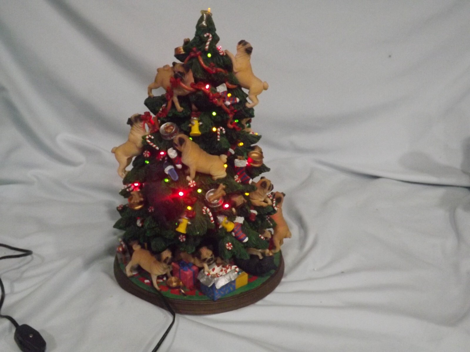 Danbury Mint Pug Christmas Tree Lighted Figure Missing Star Read eBay