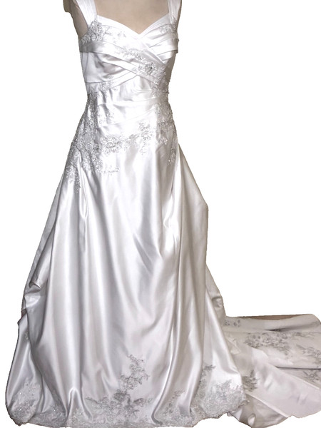 PreOwned-David's Bridal Satin Corset Back Applique Wedding Gown - Size 12