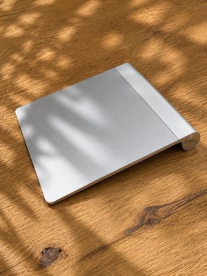 Apple Magic Trackpad A1339 Silber Mauspad kabellos Touchpad Touch-Pad Bluetooth