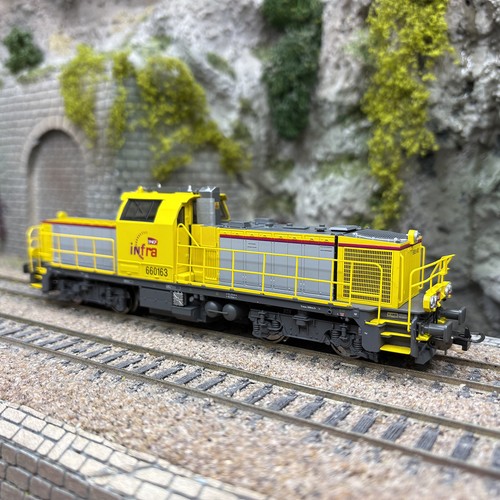 Locomotive diesel BB 660163, "INFRA", logo Carmillon, SNCF, Ep. VI - PIKO 96493 | Condition: Neuf