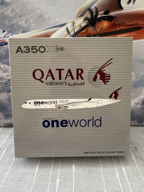 1:400 JC Wings Qatar Airways Airbus A350-900 A7-ALZ ‘One World’ Livery