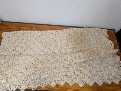 Floral Popcorn Stitch Crochet Bedspread from Handmade - 1970s Textiles (Cotton T