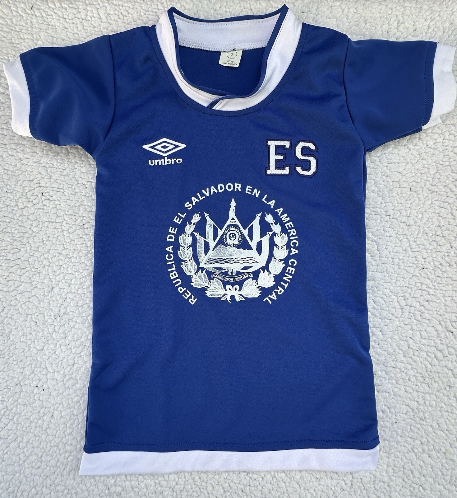 Vintage Umbro El Salvador Soccer Jersey, Youth Size 6 Blue