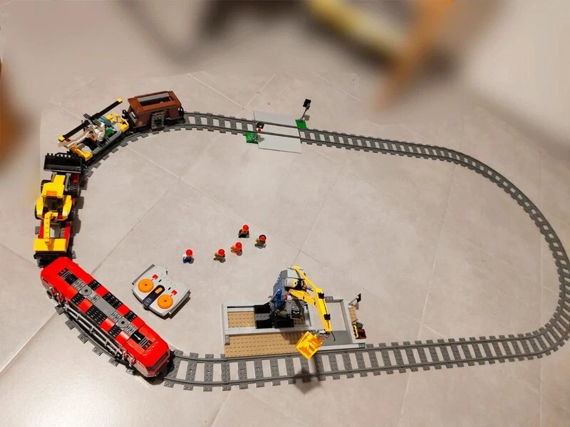 LEGO City 60098 Heavy-Haul Train, photo 2 sur 5