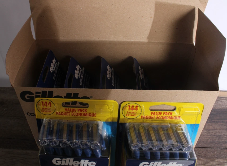 Lote a granel de maquinillas de afeitar Gillette Sensor3 Comfort - Estuche de 72 maquinillas de afeitar (6 paquetes de 12) nuevas Foto 3 de 3